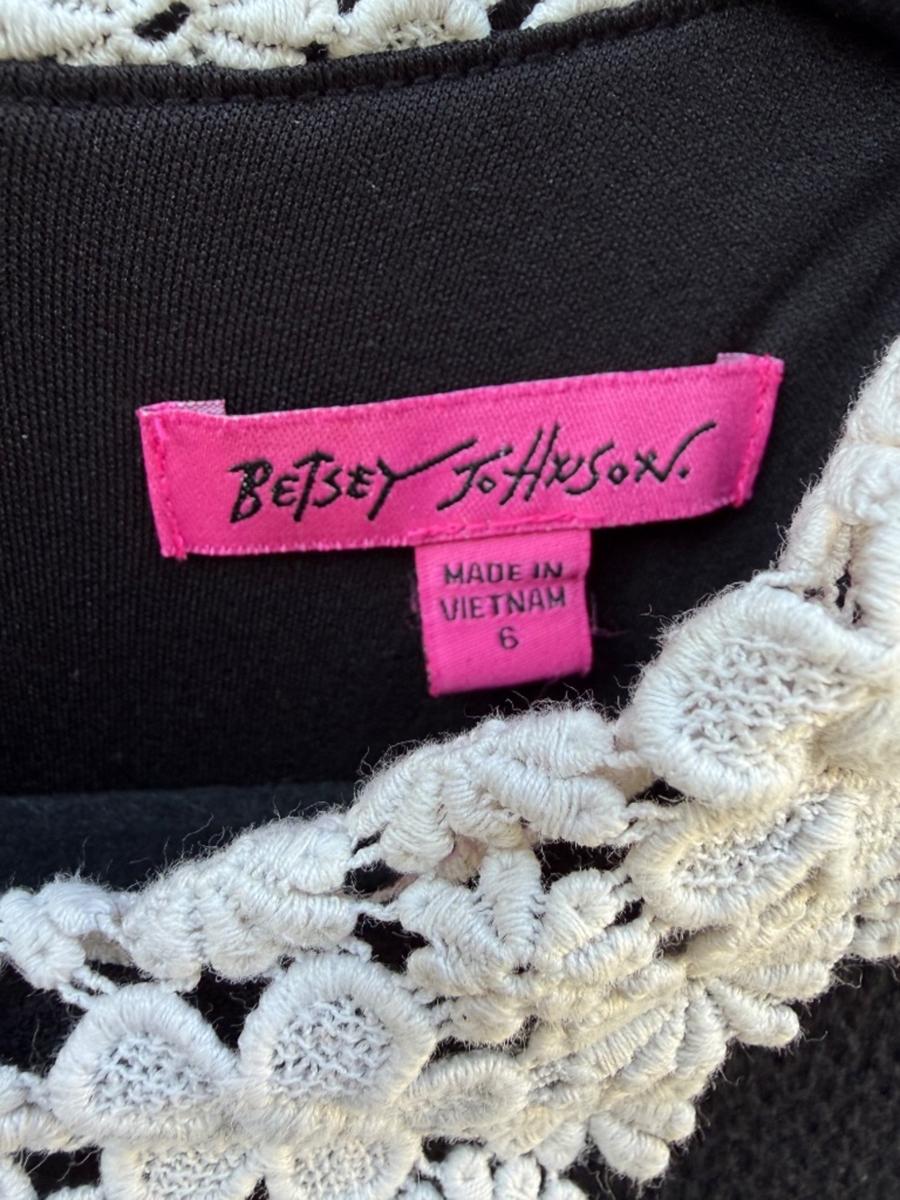 Betsey Johnson Lace Collar Black Sheath Dress - Picture 4 of 4